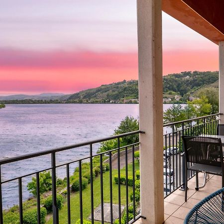 Hotel Beau Rivage Condrieu Кондриё Экстерьер фото