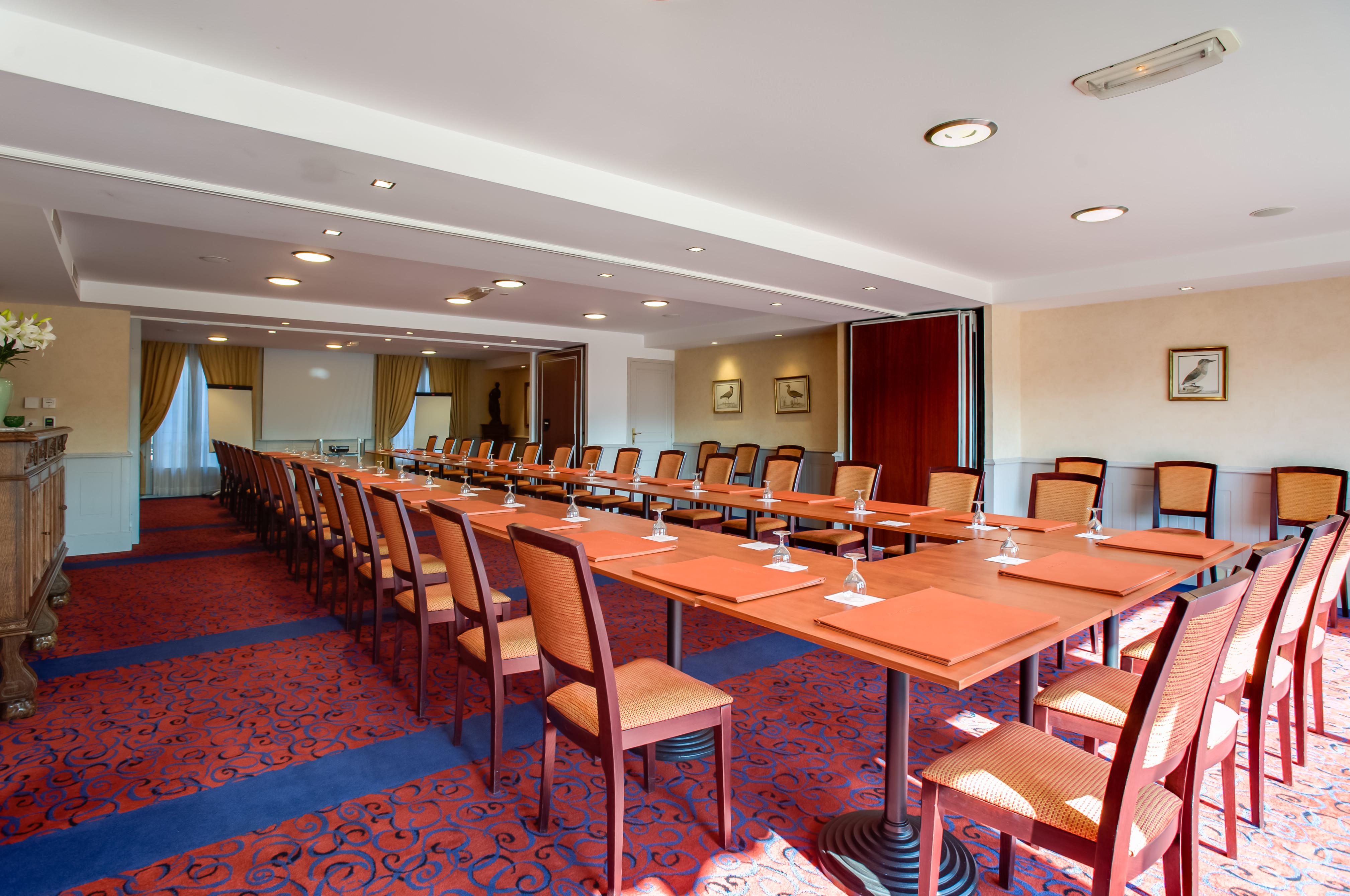 Hotel Beau Rivage Condrieu Кондриё Экстерьер фото